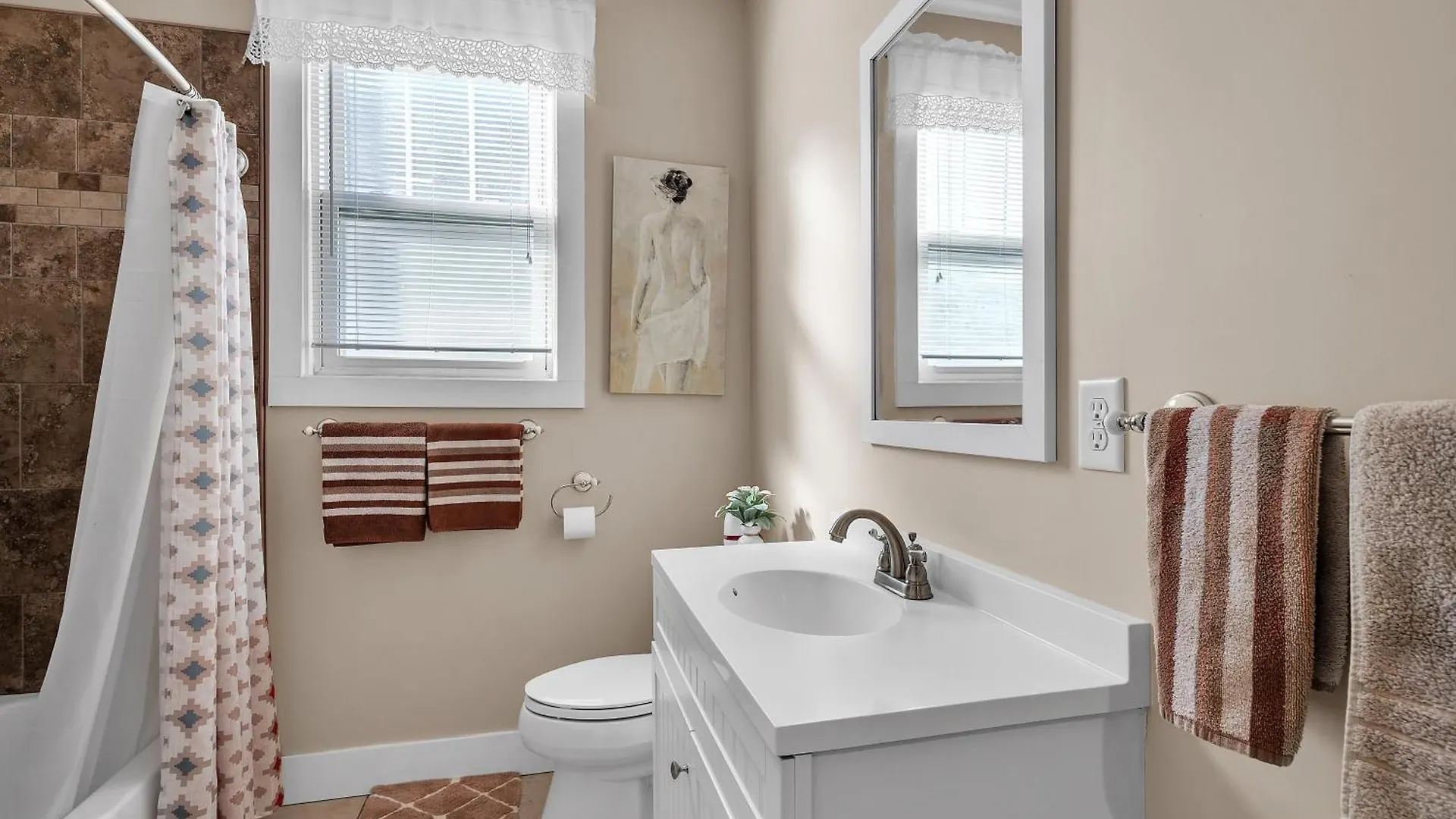 The Cozy Nest Near Wilder Park Home Louisville
