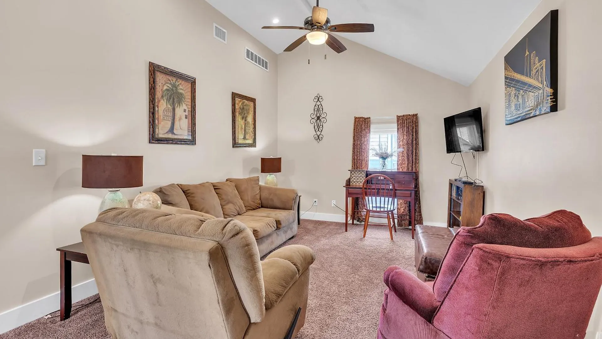 The Cozy Nest Near Wilder Park Home Louisville Holiday home